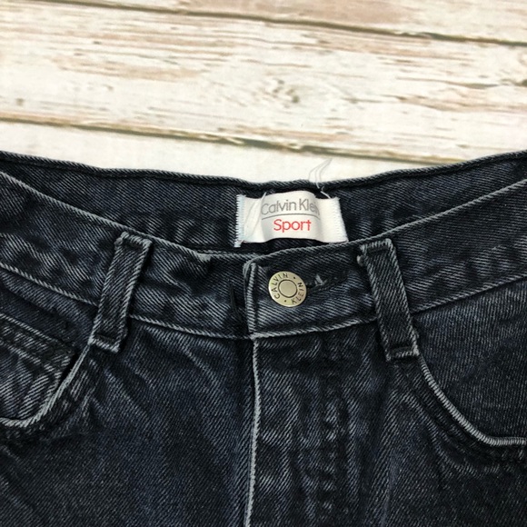 Vintage Calvin Klein High Waisted Shorts - Picture 3 of 7